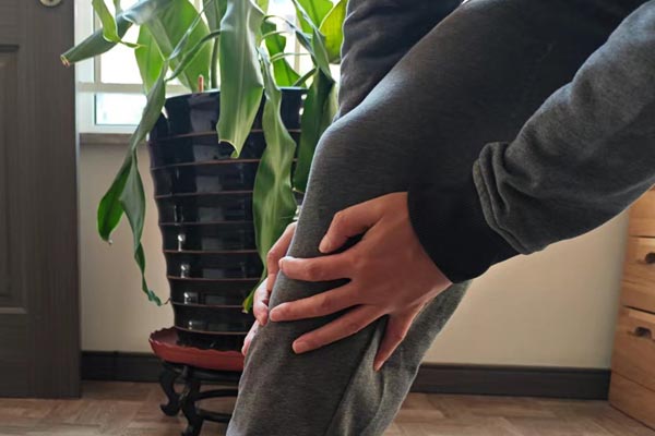 静脉曲张等到变成“蚯蚓腿”才后悔,大连静脉曲张专科医院五一静脉曲张专科教你做好4点可预防! 静脉曲张等到变成“蚯蚓腿”才后悔,大连静脉曲张专科医院五一静脉曲张专科教你做好4点可预防!